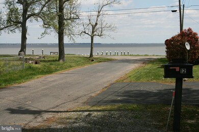 12 Lawrence Ln, Colonial Beach, VA 22443 - photo 3