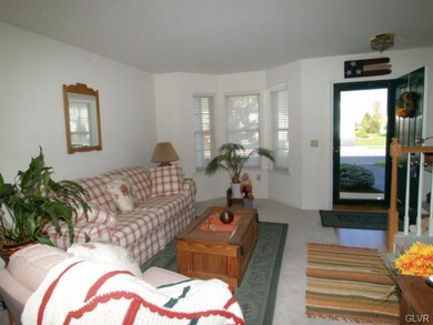 227 Park Ridge Dr, Easton, PA 18040 - photo 3