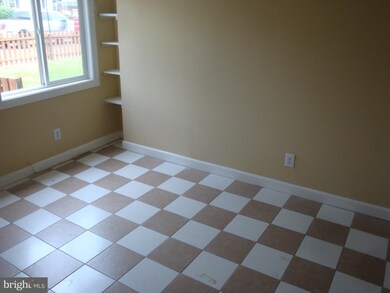 120 Martin Dr, Manassas Park, VA 20111 - photo 4