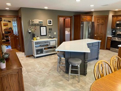 10104 Paulding Rd, New Haven, IN 46774 - photo 4