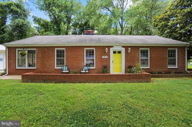 1311 Van Buren Dr, Fort Washington, MD 20744 - photo 4