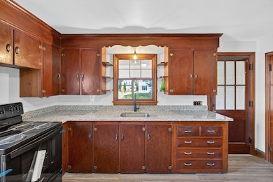 8 Quinebaug Rd, Norwich, CT 06360 - photo 2