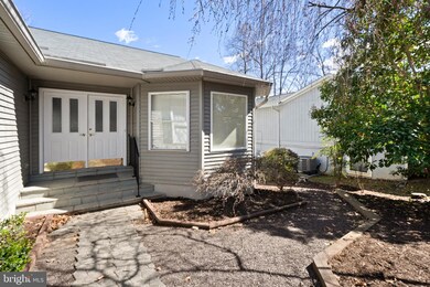 313 Wakefield Dr, Locust Grove, VA 22508 - photo 6