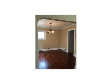 dining room with 2 windows for alot of natural lig