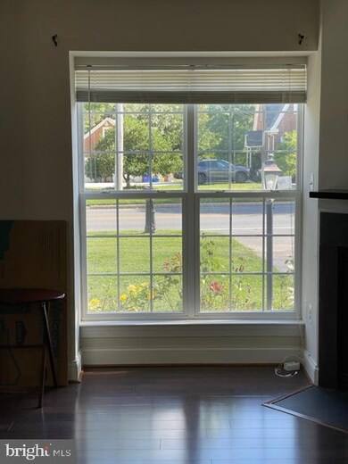 7308 Sandy Spring Rd, Laurel, MD 20707 - photo 2