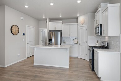 20593 SE Byron Ave, Bend, OR 97702 - photo 6