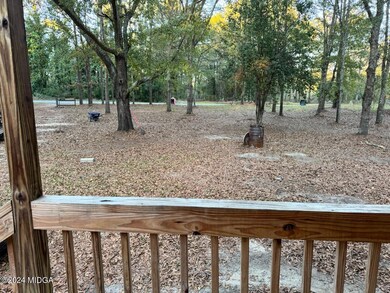 FRONT YARD VIEW
