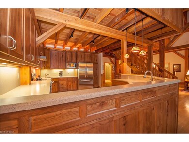 12' x 16.5' kitchen. Character grade hickory cabin