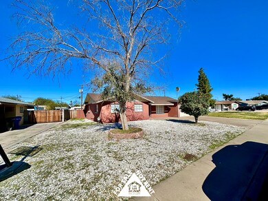 654 E 7th Dr, Mesa, AZ 85204 - photo 2