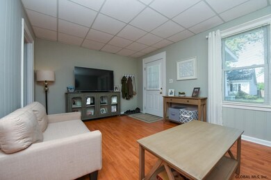 6 Pershing Dr, Schenectady, NY 12302 - photo 6