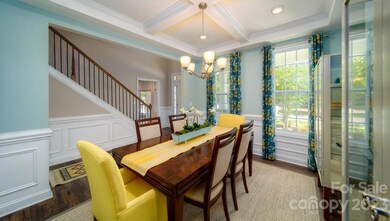 70 Thornberry Rd, Hendersonville, NC 28792 - photo 4