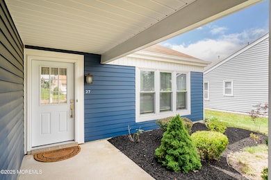 37 Elmswell Ave