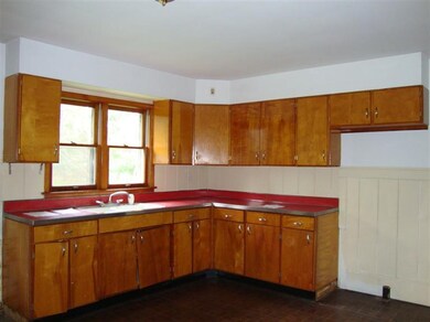 8947 Union Pier Rd, Three Oaks, MI 49128 - photo 4