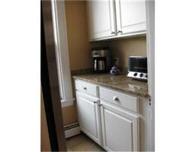 12 Peters St unit 2, Boston, MA 02127 - photo 2