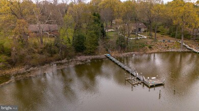 444 Swan Point Ln, Colonial Beach, VA 22443 - photo 5