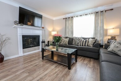 5013 E 2nd St Living room