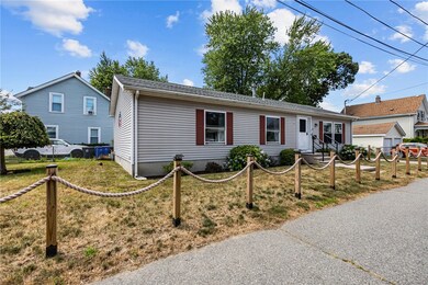 21 Willow St, Riverside, RI 02915 - photo 2