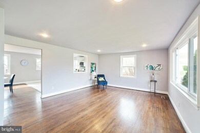 4809 Hazelwood Ave, Baltimore, MD 21206 - photo 6