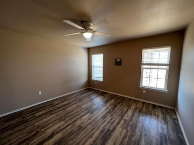 7401 5th St unit 1, Lubbock, TX 79416 - photo 3