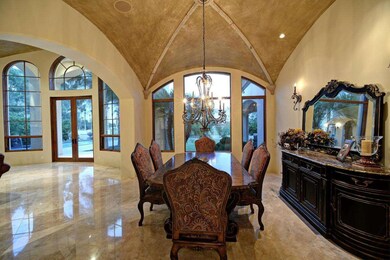 Formal Dining Rm