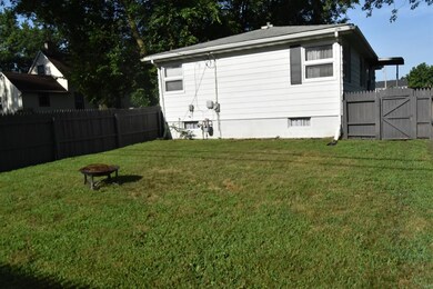 505 E Lake St, Griffith, IN 46319 - photo 6