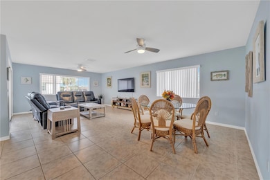 2401 Riverbluff Pkwy unit V240, Sarasota, FL 34231 - photo 2