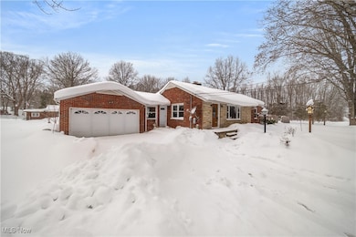 3439 N Myers Rd, Geneva, OH 44041 - photo 2