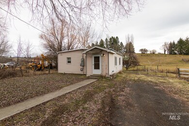 920 N Polk Extension, Moscow, ID 83843 - photo 2