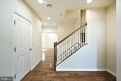 2112 Maple Crest Blvd, York, PA 17406 - photo 5