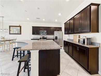 12600 Laurel Cove Dr, Fort Myers, FL 33913 - photo 5