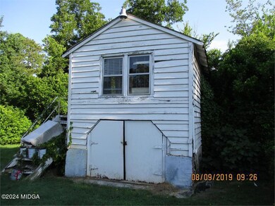 1195 Triple Hill Dr, Macon, GA 31206 - photo 2