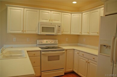 Kitchen.  Dishwasher is in the peninsula next to t