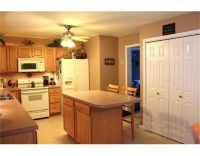 476 Worcester Rd, Barre, MA 01005 - photo 6