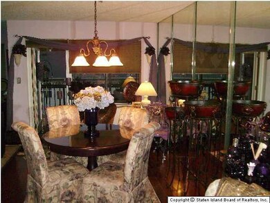 Chestnut Hill at Essex Park unit 4A, Staten Island, NY 10314 - photo 3