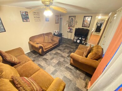 241 Ensenada Dr, Carpentersville, IL 60110 - photo 2