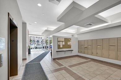 The Aurora unit 8P, Bronx, NY 10451 - photo 4