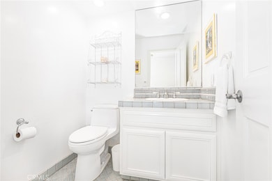 1720 W Oceanfront unit B, Newport Beach, CA 92663 - photo 7