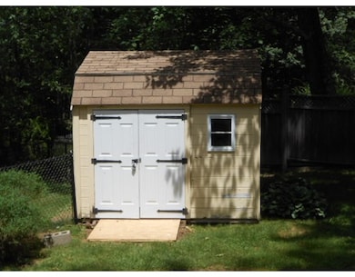 207 Clark St, Rochdale, MA 01542 - photo 6