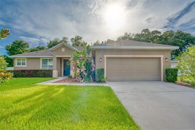 Welcome to 512 Brittle Fern Ave in Deland!