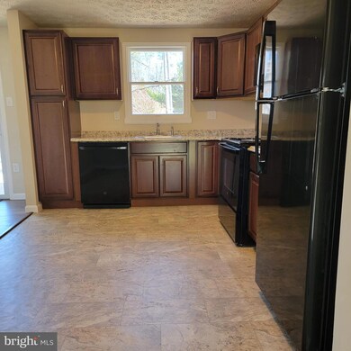 23507 Mervell Dean Rd, Hollywood, MD 20636 - photo 3