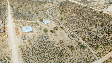 3 driveway access points