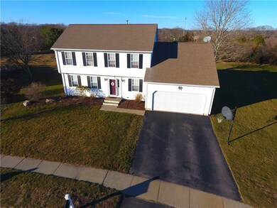 83 Straw Ln, Wakefield, RI 02879 - photo 3