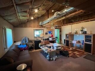 FRONT ROOM