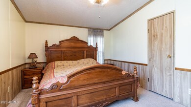 2570 East Scenic Street-28