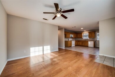 605 Houston St, Pottsboro, TX 75076 - photo 5