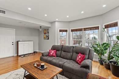 895 Hyde Park Ave unit 2, Hyde Park, MA 02136 - photo 4