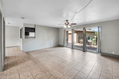 7411 Tall Pines Dr, Houston, TX 77088 - photo 6