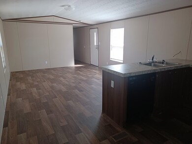 139 Wedgewood Dr, Gun Barrel City, TX 75156 - photo 4