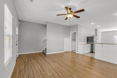 1427 E Huntsville Rd unit 2, Fayetteville, AR 72701 - photo 2