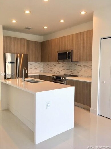 7191 NW 103rd Path unit 7191, Doral, FL 33178 - photo 5